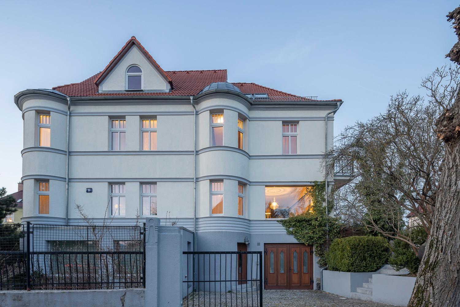 Pytloun Villa 利贝雷茨 外观 照片