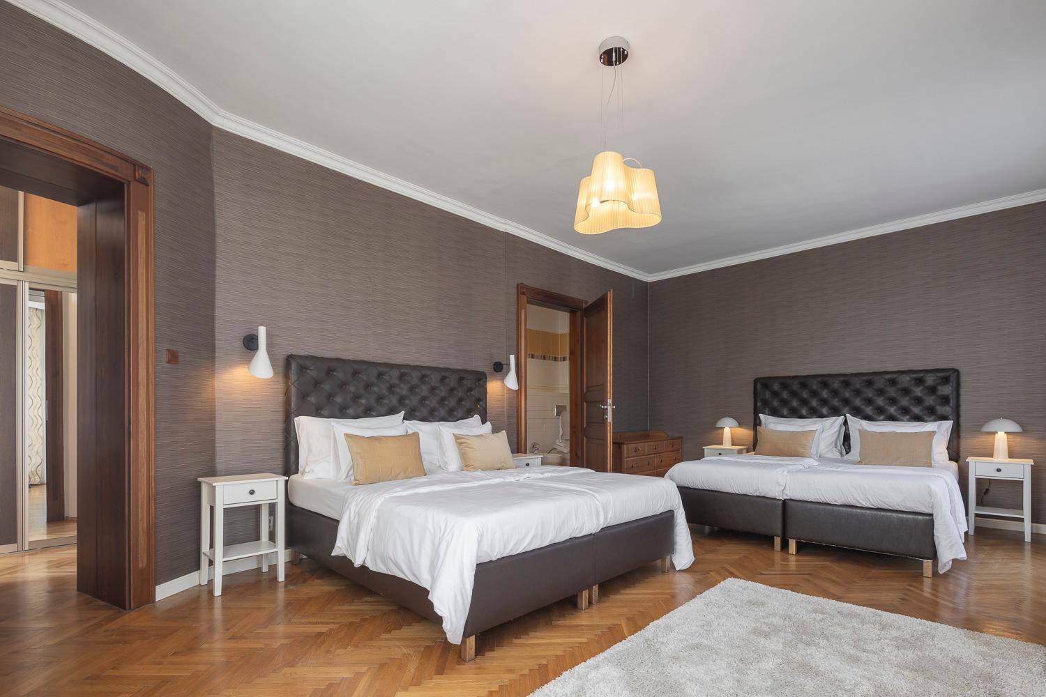 Pytloun Villa 利贝雷茨 外观 照片